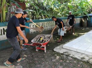 Ganjar Muda Padjajaran Gelar Aksi Bersih-bersih di Kota Banjar