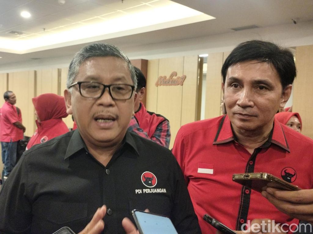 Sentilan Hasto soal PKS Bilang Cawapres Anies Tunggu Sikap PDIP