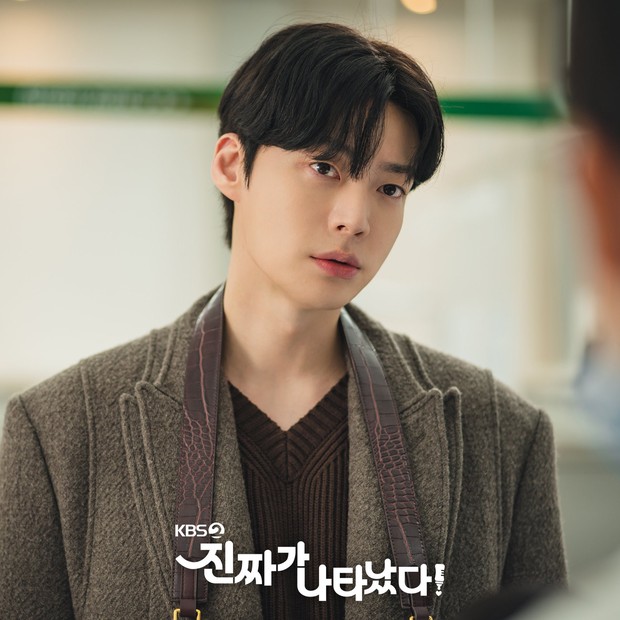 Still Cut Ahn Jae Hyun / Foto : twitter.com/KBS_Drama Still Cut Ahn Jae Hyun / Foto : twitter.com/KBS_Drama