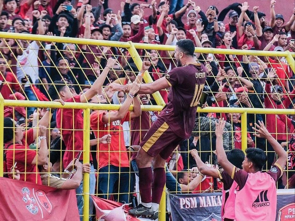 Suporter Angkat Bicara soal Satire Larang Gubernur Sulsel-Koni Dukung PSM Suporter Angkat Bicara soal Satire Larang Gubernur Sulsel-Koni Dukung PSM