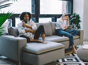 Arti Keras Kepala dan 50 Contoh Kalimatnya