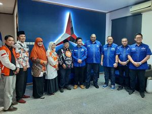 Demokrat Ketemu PKS, Emil Ungkap Kesolidan Parpol Pendukung Anies di Jatim Demokrat Ketemu PKS, Emil Ungkap Kesolidan Parpol Pendukung Anies di Jatim