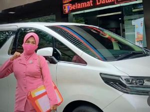 Fakta-fakta Ernawati Tersangka Kasus ITE Usai Ungkap Kakaknya Dibunuh Polisi Fakta-fakta Ernawati Tersangka Kasus ITE Usai Ungkap Kakaknya Dibunuh Polisi