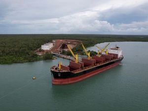 Indonesia Jadi Tujuan Utama Ekspor Serpihan Kayu-Kertas Bekas Australia