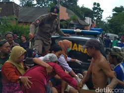 Saksi Ungkap Detik-detik Mengerikan Bus Turun dari Bromo-Tabrak 5 Kendaraan