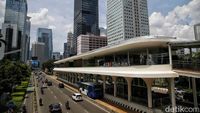 Melihat Suasana di Halte Dukuh Atas 1 yang Beroperasi Kembali