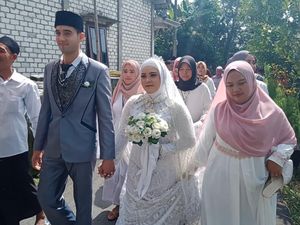Cerita Perempuan Tuban Dinikahi Pria Asal Turki Berawal dari Medsos Cerita Perempuan Tuban Dinikahi Pria Asal Turki Berawal dari Medsos