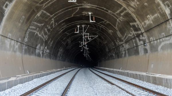 Potret Proyek Kereta Cepat Jakarta-Bandung yang Beroperasi Juli 2023