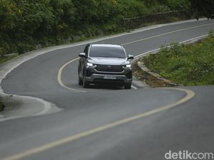 Kenyamanan Innova Zenix Saat Dipakai Road Trip 3.800 Km Jakarta-Aceh Kenyamanan Innova Zenix Saat Dipakai Road Trip 3.800 Km Jakarta-Aceh