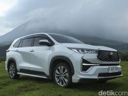 Fitur Kijang Innova Zenix yang Memanjakan Selama Road Trip Jakarta-Aceh