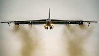 Timur Tengah Memanas, 6 Pesawat Pengebom B-52 AS Siaga di Qatar