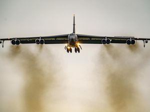 Mengenal Pesawat Pengebom B-52 AS yang Siaga di Qatar Mengenal Pesawat Pengebom B-52 AS yang Siaga di Qatar