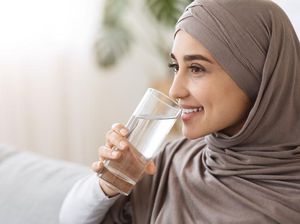 Tradisi Minum Air Nisfu Syaban untuk Raih Keberkahan, Ini Hukumnya!