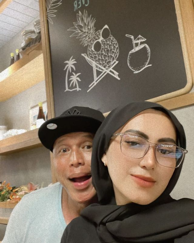 Bang Tigor dan Istri Daun Muda