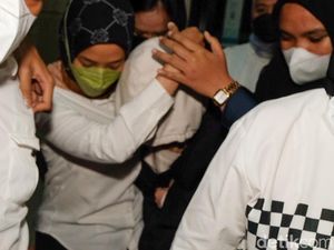 5 Hal tentang Perempuan AG Pacar Mario Dandy yang Kini Juga Ditahan 5 Hal tentang Perempuan AG Pacar Mario Dandy yang Kini Juga Ditahan