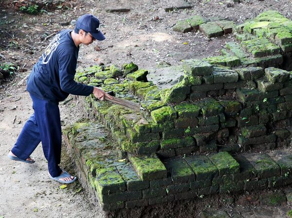 Ekskavasi Tahap 4 Candi Gedog Blitar Dimulai, Pagar Sisi Utara Ditampilkan