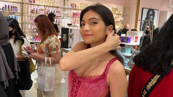 5 Pesona Fergie Brittany yang Mau Hits Tanpa Embel-embel Bondan Winarno