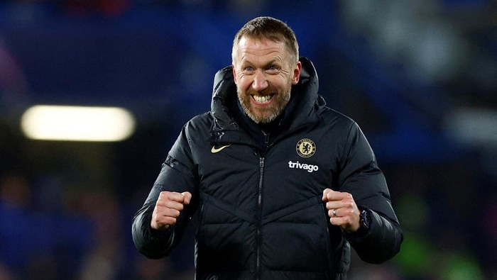 Soccer Football - Champions League - Round of 16 - Second Leg - Chelsea v Borussia Dortmund - Stamford Bridge, London, Britain - March 7, 2023 Chelsea manager Graham Potter celebrates after the match Action Images via Reuters/Peter Cziborra     TPX IMAGES OF THE DAY