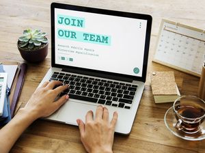 10 Contoh CV Bahasa Inggris Beragam Lowongan, dari Barista Hingga Arsitek 10 Contoh CV Bahasa Inggris Beragam Lowongan, dari Barista Hingga Arsitek