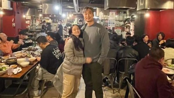 Jadi Host Kuliner, Jevier Justin Sering Makan-makan di Alam Bebas