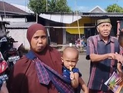 Kades Dian Berambut Mohawk Punk, Bupati Lombok Barat Tak Masalah