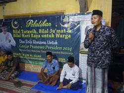 Kiai Muda Pendukung Ganjar Beri Pelatihan Bilal Salat Tarawih di Gresik