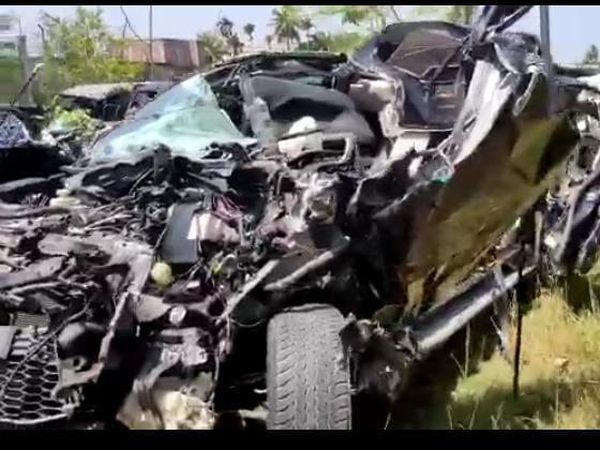 Penampakan Mobil Pj Bupati Aceh Timur yang Remuk Usai Tabrak Truk