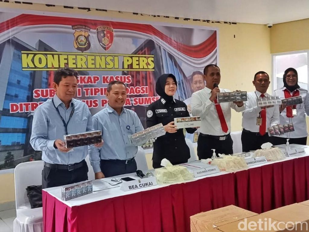 Polisi Sita 9.430 Bungkus Rokok Ilegal asal Jatim di Sumsel Polisi Sita 9.430 Bungkus Rokok Ilegal asal Jatim di Sumsel