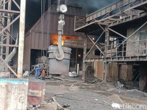 Dentuman Getarkan Rumah di Gresik Berasal dari Tungku PT Raksa Jaya Perkasa Dentuman Getarkan Rumah di Gresik Berasal dari Tungku PT Raksa Jaya Perkasa