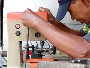 Kisah Mang Lili, Penduplikat Kunci yang Patah Hati