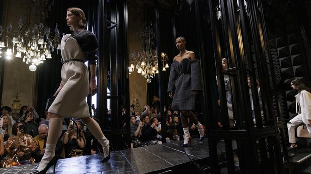 Louis Vuitton dan Koleksi French Style Karya Nicolas Ghesquiere