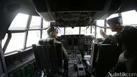 Melihat Jeroan Pesawat C-130J-30 Super Hercules