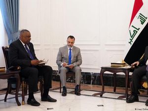 Menhan AS Lloyd Austin Melawat ke Timur Tengah