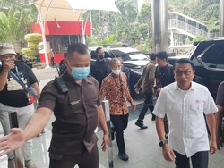 Moeldoko hingga Airlangga Hartarto Merapat ke KPK, Ada Apa?