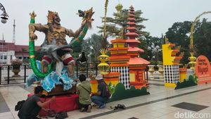 Semarak Ogoh-ogoh Tebar Toleransi Jelang Hari Raya Nyepi di Surabaya