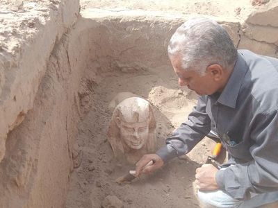 Potret Patung Sphinx yang Baru Ditemukan, Wajahnya Mirip Kaisar Romawi