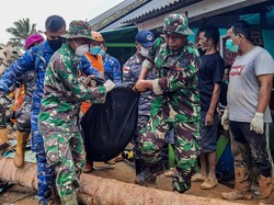 Ditemukan Lagi 9 Jenazah, Total Ada 21 Korban Tewas Longsor Natuna