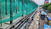 Potret Terkini Proyek Halte TransJakarta Gatot Subroto LIPI