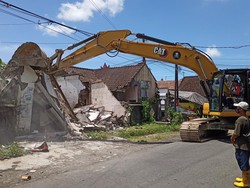 Kalah Gugatan Perdata, Lahan-Bangunan di Desa Adat Banjaranyar Dieksekusi