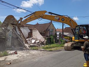 Kalah Gugatan Perdata, Lahan-Bangunan di Desa Adat Banjaranyar Dieksekusi Kalah Gugatan Perdata, Lahan-Bangunan di Desa Adat Banjaranyar Dieksekusi