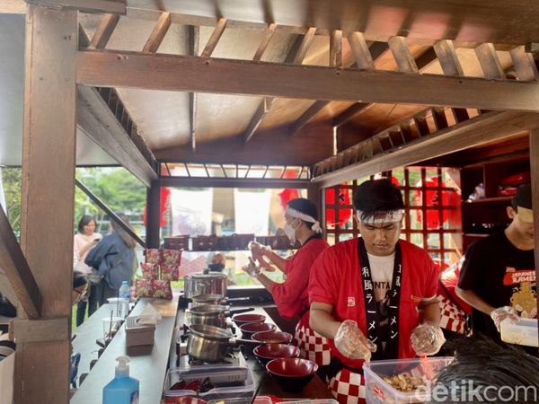Hanya Rogoh Kocek Rp 6.000 Bisa Nikmati Ramen di Yatai seperti di Jepang