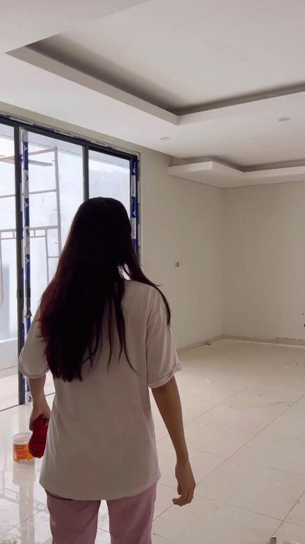 Rumah Baru Indah Permatasari dan Arie Kriting