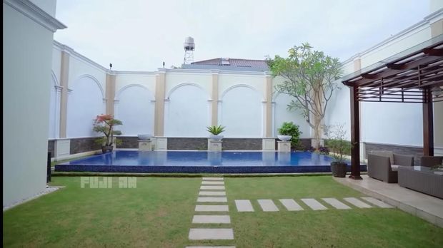 Rumah Mewah Fuji