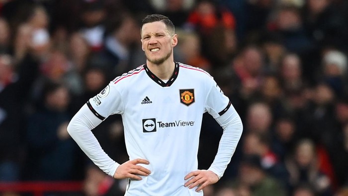 LIVERPOOL, ENGLAND - MARCH 05: Wout Weghorst of Manchester United reacts after their goal is disallowed during the Premier League match between Liverpool FC and Manchester United at Anfield on March 05, 2023 in Liverpool, England. (Photo by Michael Regan/Getty Images)