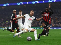 Harry Kane Mungkin Mata Rantai MU yang Hilang