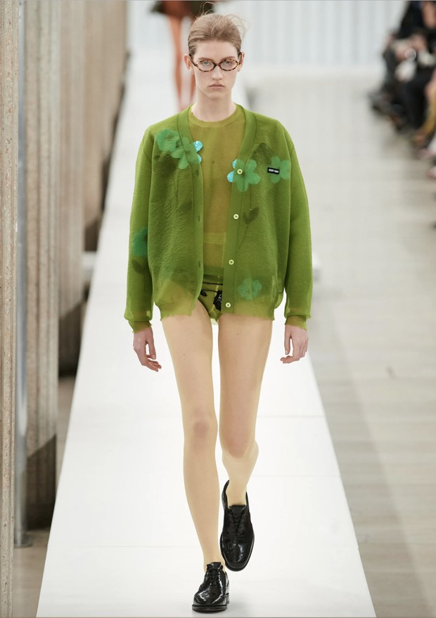 Foto: vogue.com/Isidore Montag / Gorunway.com Look 41/