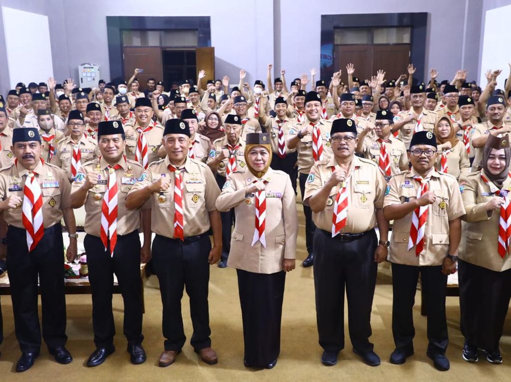 Canangkan Gugus Depan Wirausaha, Khofifah Yakin Pramuka Beri Kontribusi Ekonomi Canangkan Gugus Depan Wirausaha, Khofifah Yakin Pramuka Beri Kontribusi Ekonomi