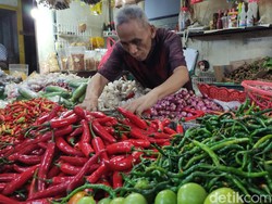Harga Sembako Jatim 9 Maret 2025: Cabai Besar Turun, Bawang Merah Naik