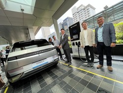 Cara Pakai Ultra Fast Charging Hyundai di Plaza Indonesia
