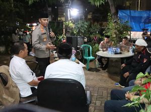 Kapolres Jakbar Diminta Aktifkan Polsubsektor di Tambora untuk Cegah Tawuran Kapolres Jakbar Diminta Aktifkan Polsubsektor di Tambora untuk Cegah Tawuran
